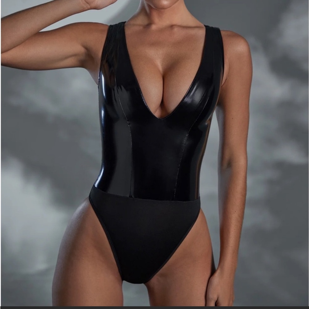 BLACK VINYL OH POLLY BODYSUIT